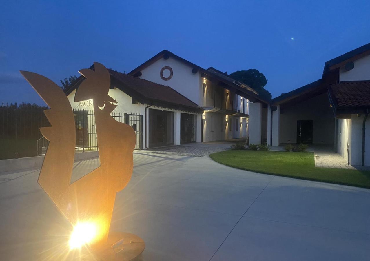 Villa Cascina Mora Bassa Vigevano Exterior foto