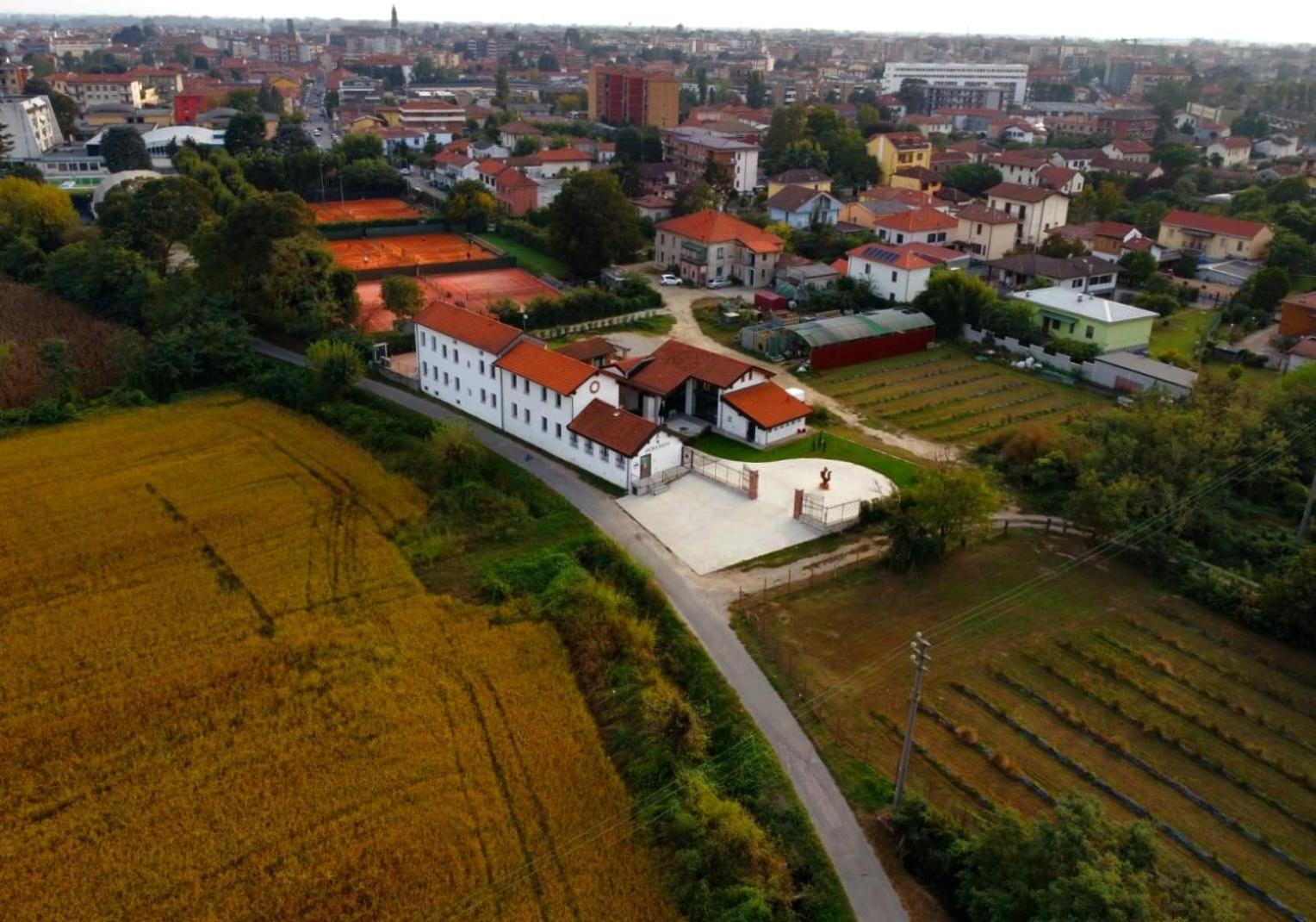 Villa Cascina Mora Bassa Vigevano Exterior foto