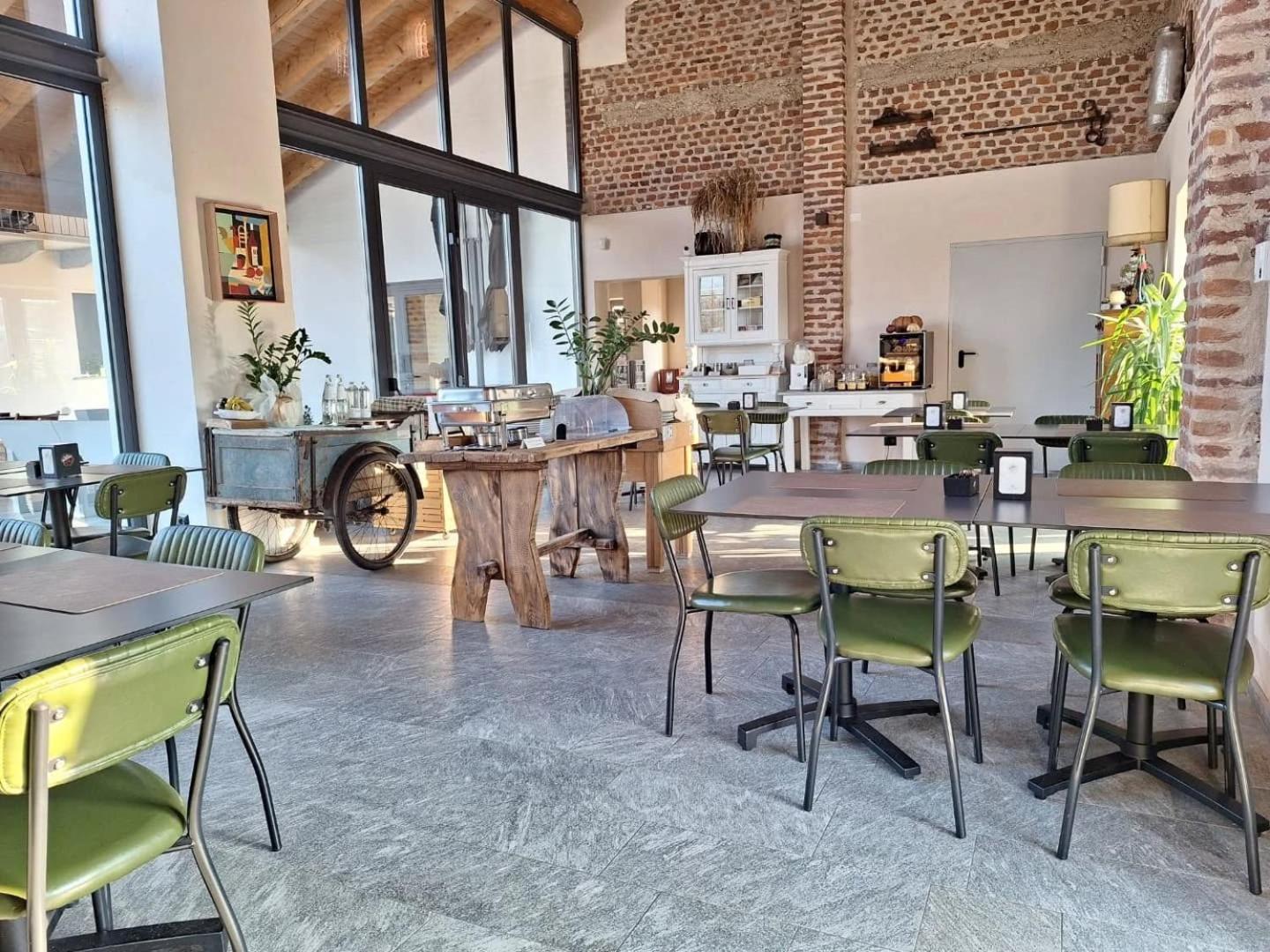Villa Cascina Mora Bassa Vigevano Exterior foto